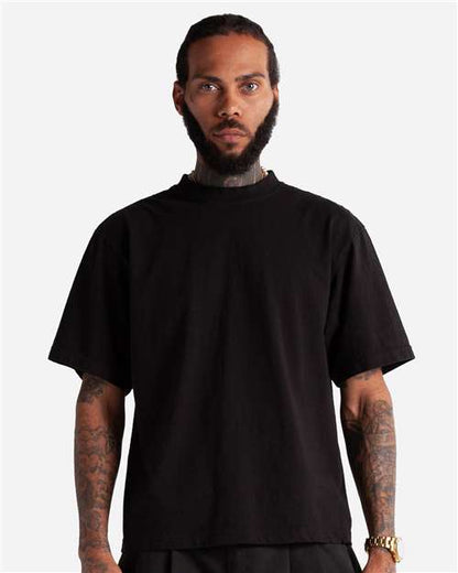 Shaka Wear Unisex Max Heavyweight Cropped Tee - Model Front